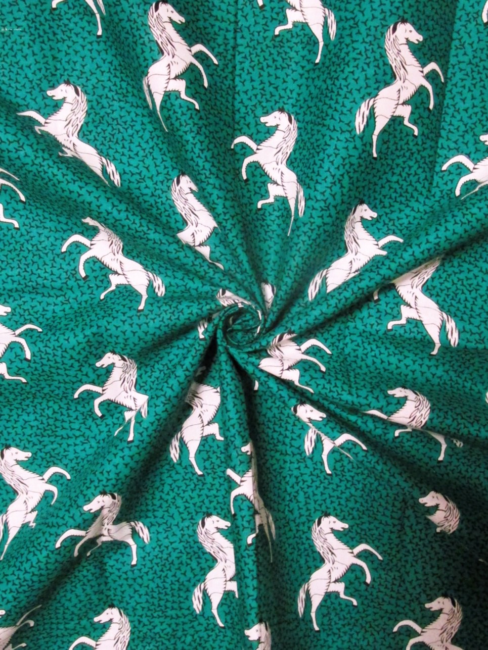 画像: アフリカンプリント生地 パーニュ