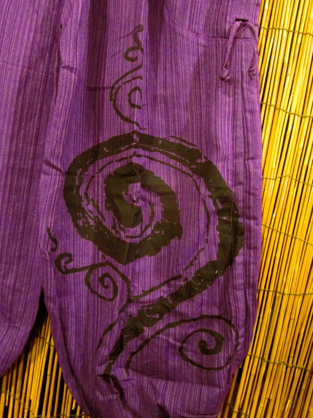 画像3: 渦巻きプリント＊コットン素材＊カーゴタイプ＊ふんわり＊アラジンパンツ