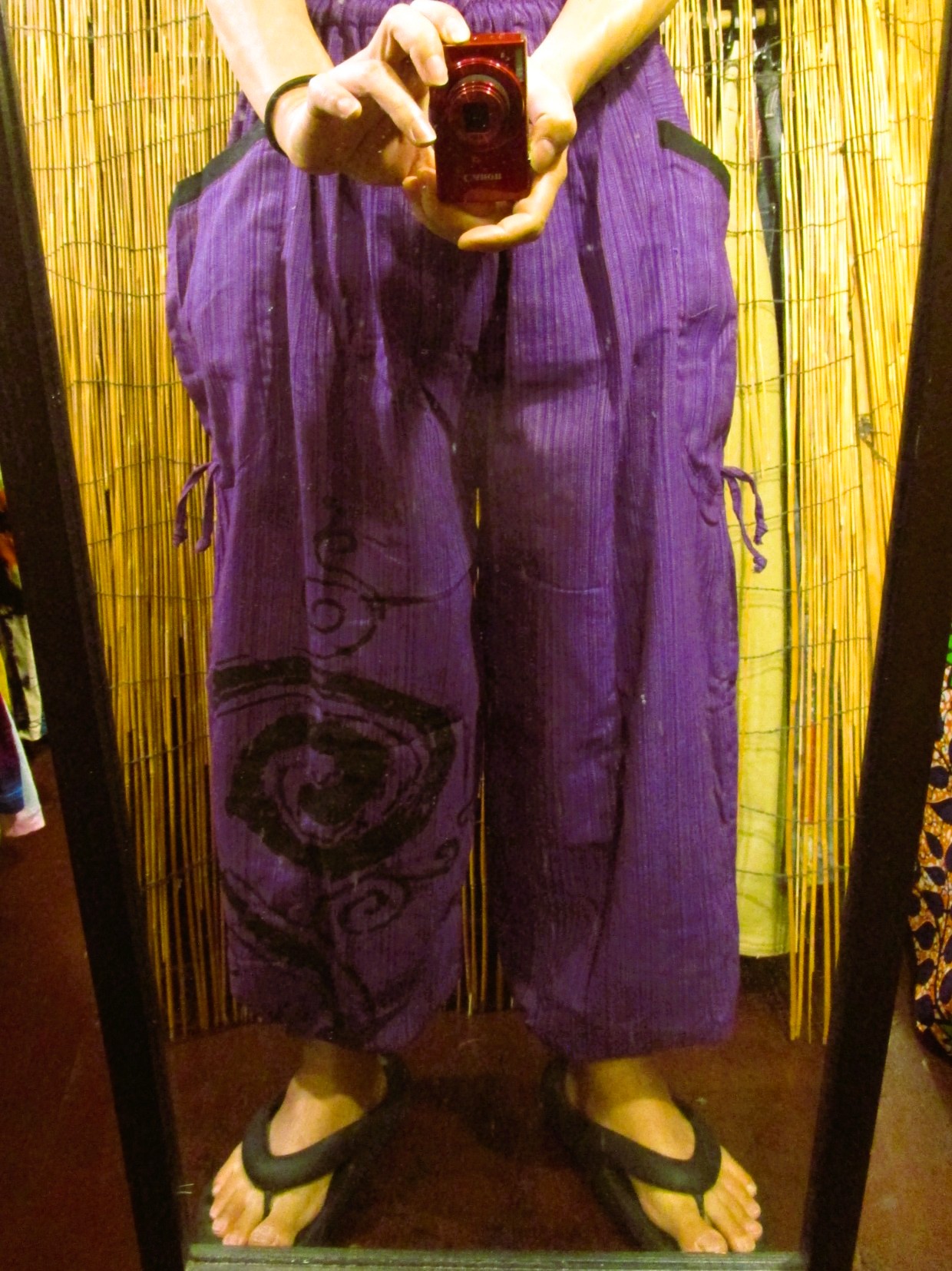 画像: 渦巻きプリント＊コットン素材＊カーゴタイプ＊ふんわり＊アラジンパンツ