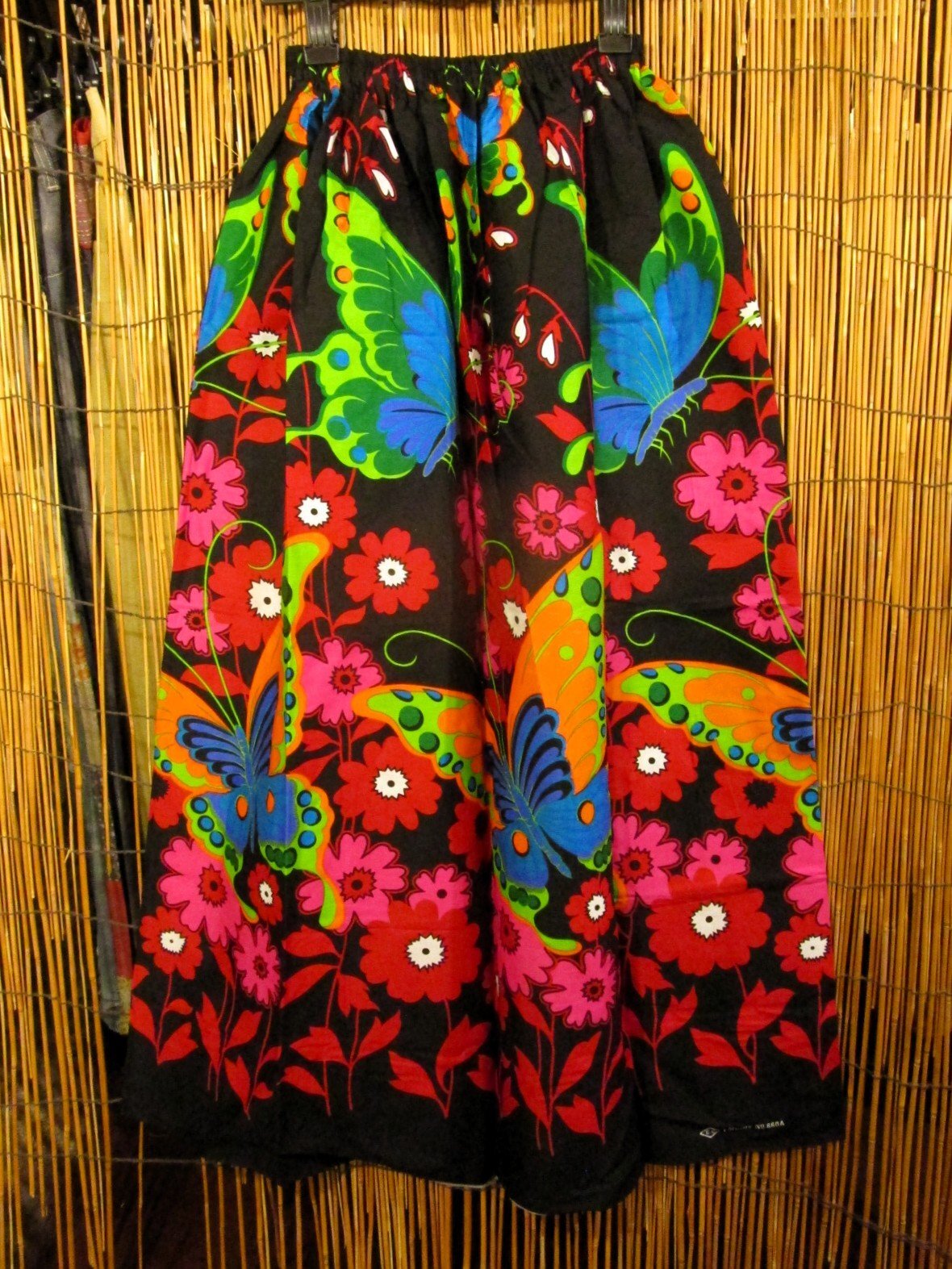 画像: バタフライ＆フラワープリント＊コットン素材＊フレアー＊ロングスカート