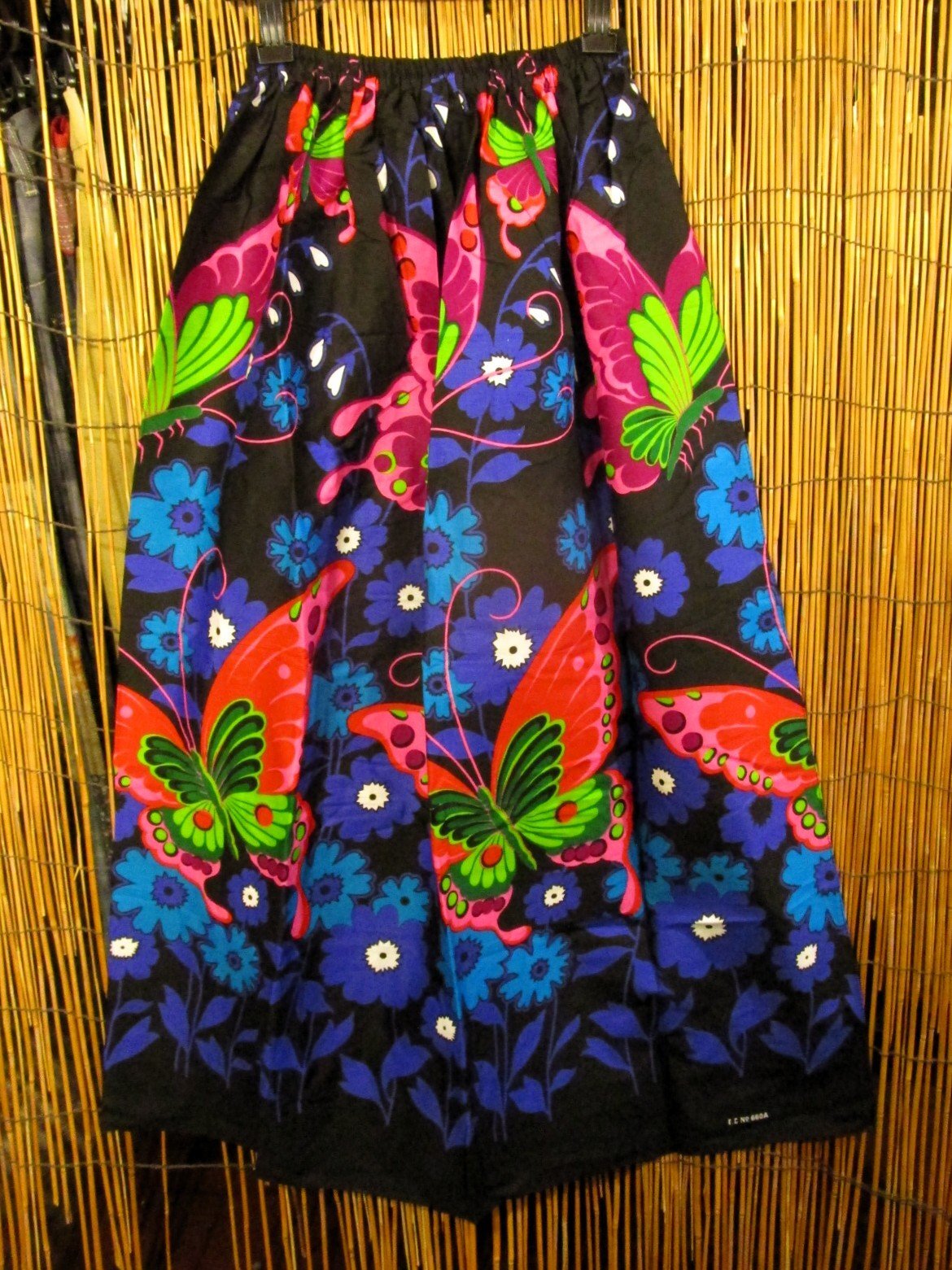 画像: バタフライ＆フラワープリント＊コットン素材＊フレアー＊ロングスカート