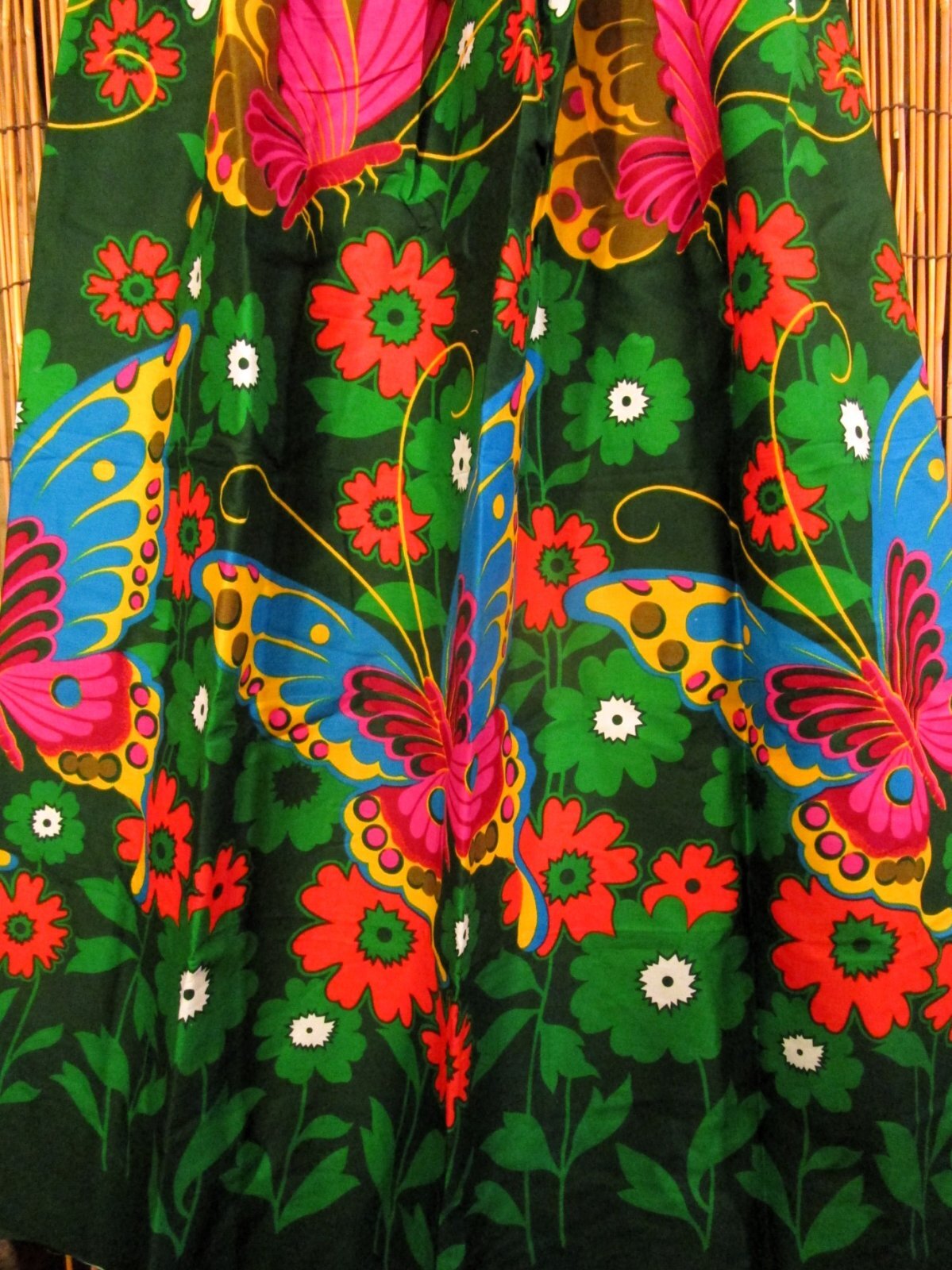 画像: バタフライ＆フラワープリント＊コットン素材＊フレアー＊ロングスカート