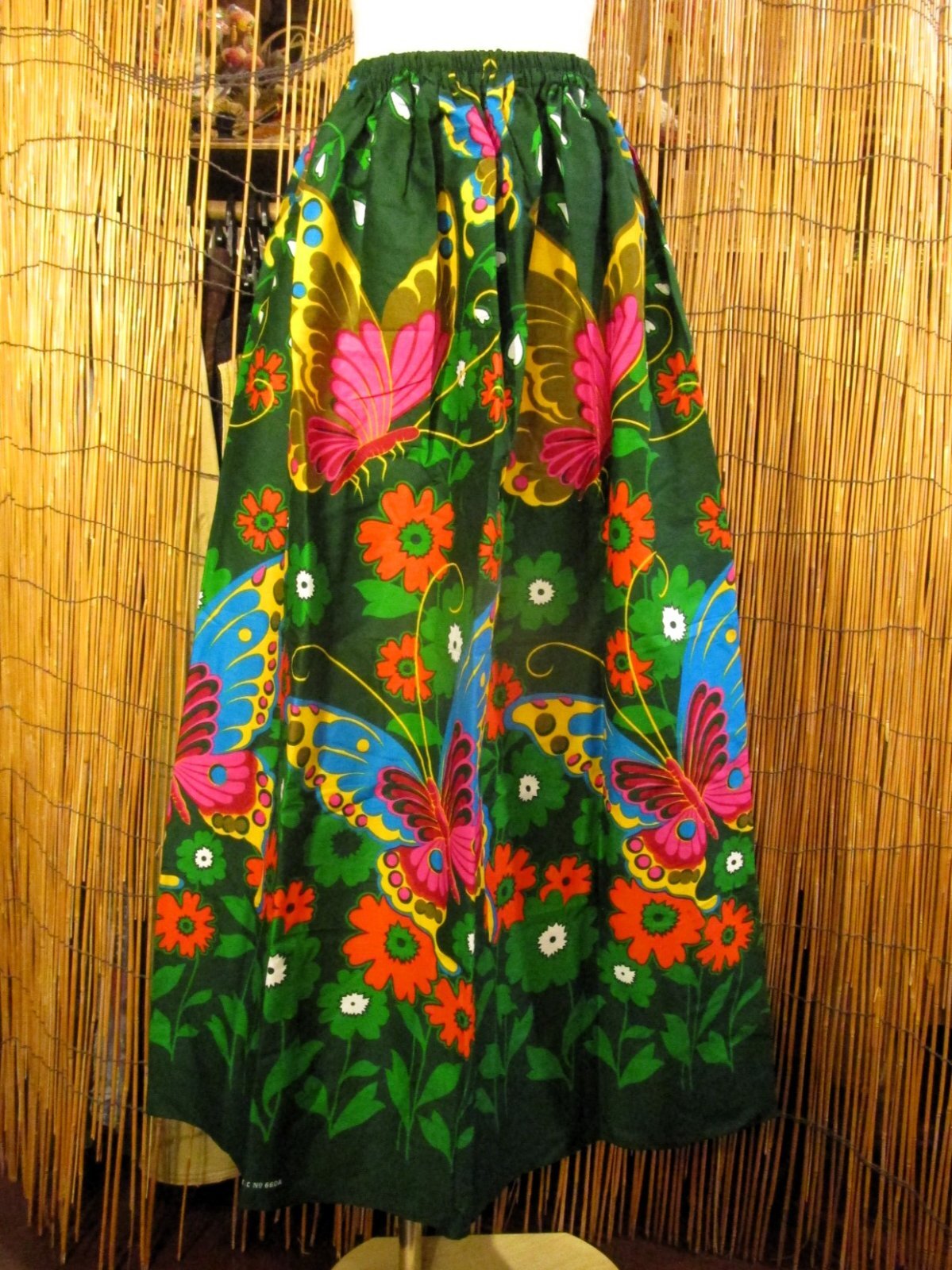 画像1: バタフライ＆フラワープリント＊コットン素材＊フレアー＊ロングスカート