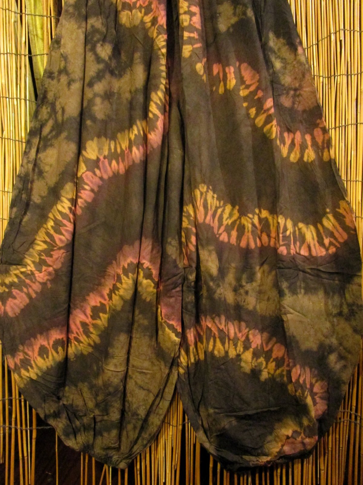 画像3: ラヴァタイダイ染め＊レーヨン素材＊ゆったりシルエット＊ビッグアラジンパンツ＊バルーンパンツ