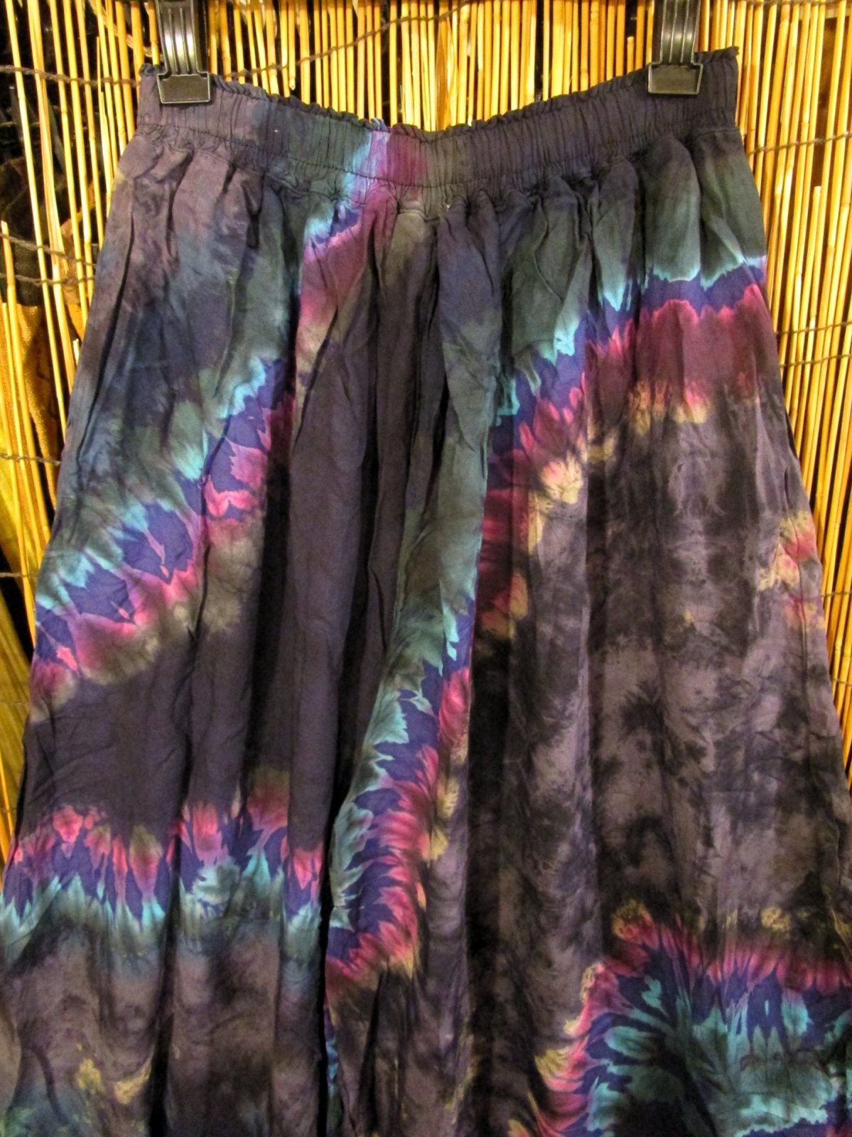 画像2: ラヴァタイダイ染め＊レーヨン素材＊ゆったりシルエット＊ビッグアラジンパンツ＊バルーンパンツ