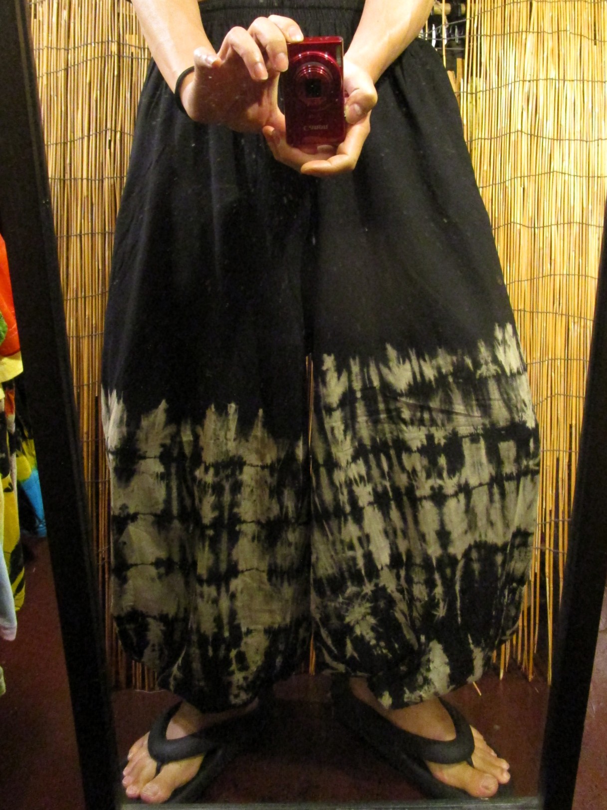 画像: タイダイ染め＊ストレッチコットン素材＊ゆったりシルエット＊ビッグアラジンパンツ＊バルーンパンツ