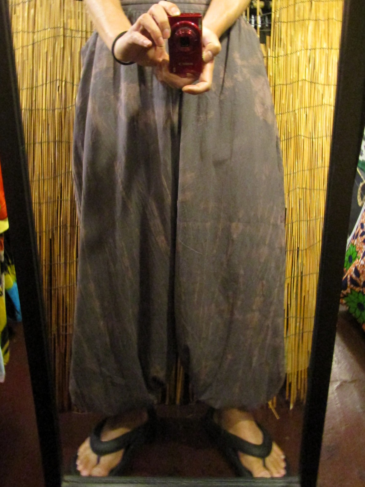 画像: タイダイ染め＊ストレッチコットン素材＊ゆったりシルエット＊ビッグアラジンパンツ＊バルーンパンツ