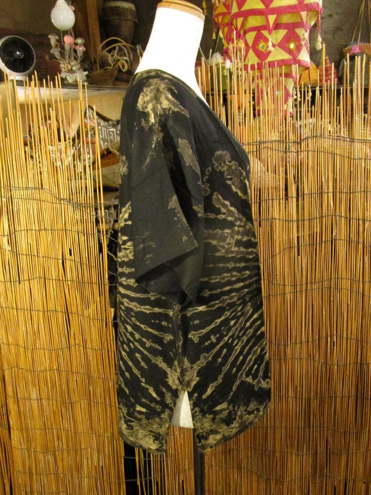 画像2: モノトーンタイダイ染め＊レーヨン素材＊半袖＊プルオーバー