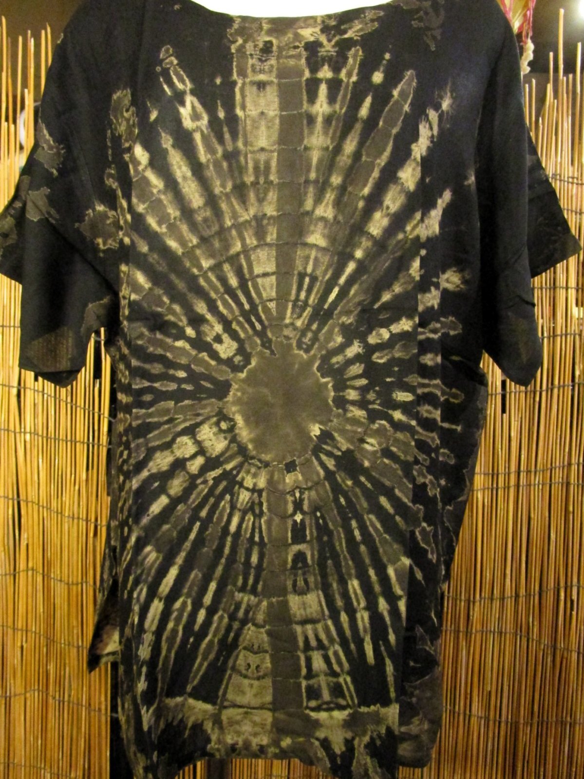 画像: モノトーンタイダイ染め＊レーヨン素材＊半袖＊プルオーバー