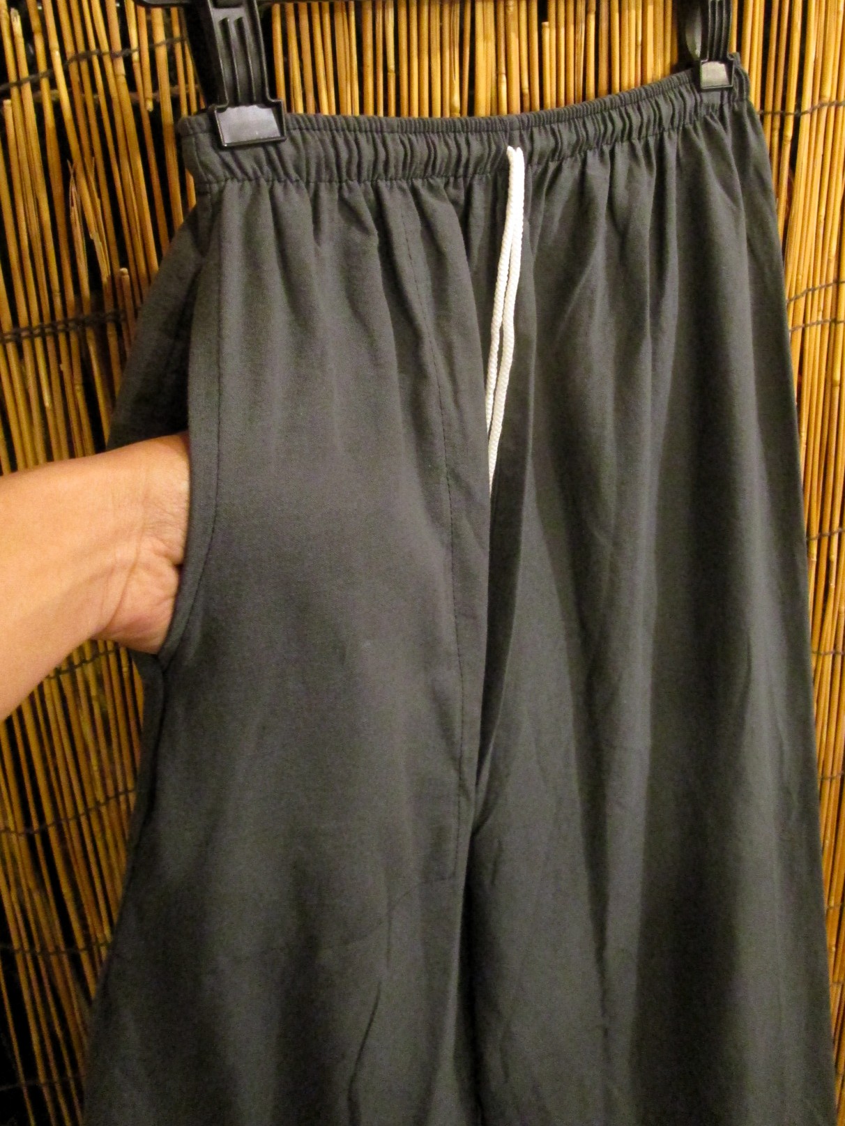 画像2: ねずみ色＊コットン素材＊すっきり＊アラジンパンツ