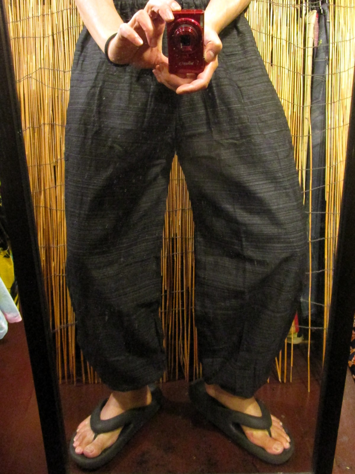 画像: 二色の糸＊コットン素材＊シンプル＊ふんわり＊アラジンパンツ