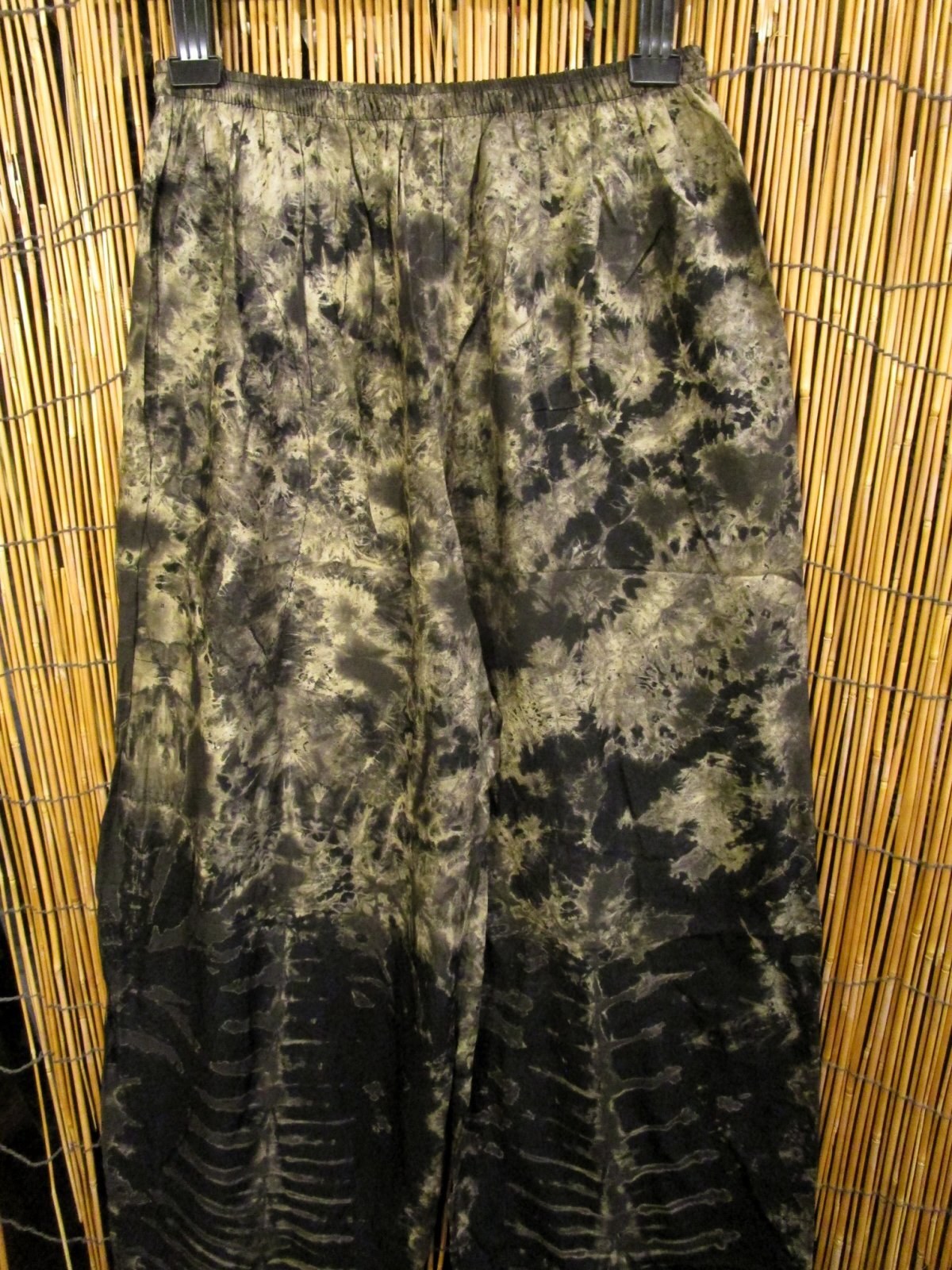 画像2: モノトーンタイダイ染め＊レーヨン素材＊イージーパンツ