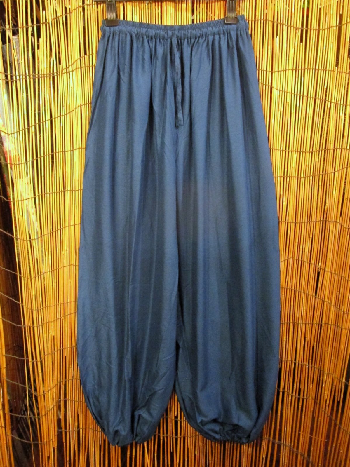 画像1: 無地＊レーヨン素材＊ふんわり＊アラジンパンツ