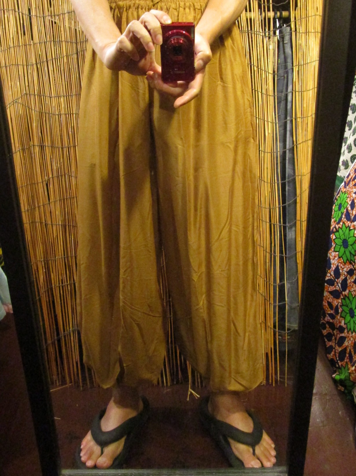 画像: 無地＊レーヨン素材＊ふんわり＊アラジンパンツ