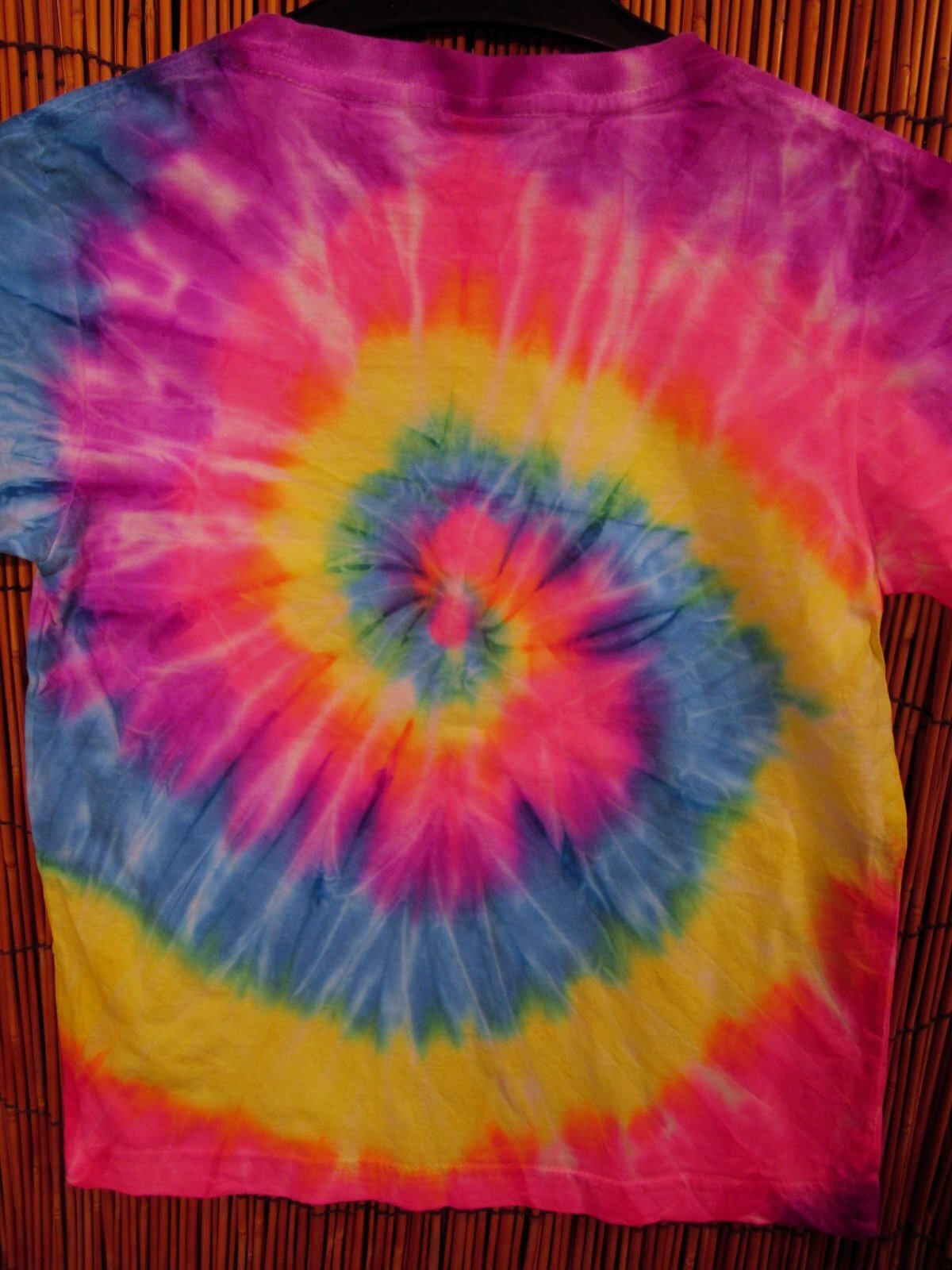 画像: 【１３０ｃｍ】キッズサイズ＊タイダイ染め＊コットン素材＊半袖＊Ｔシャツ