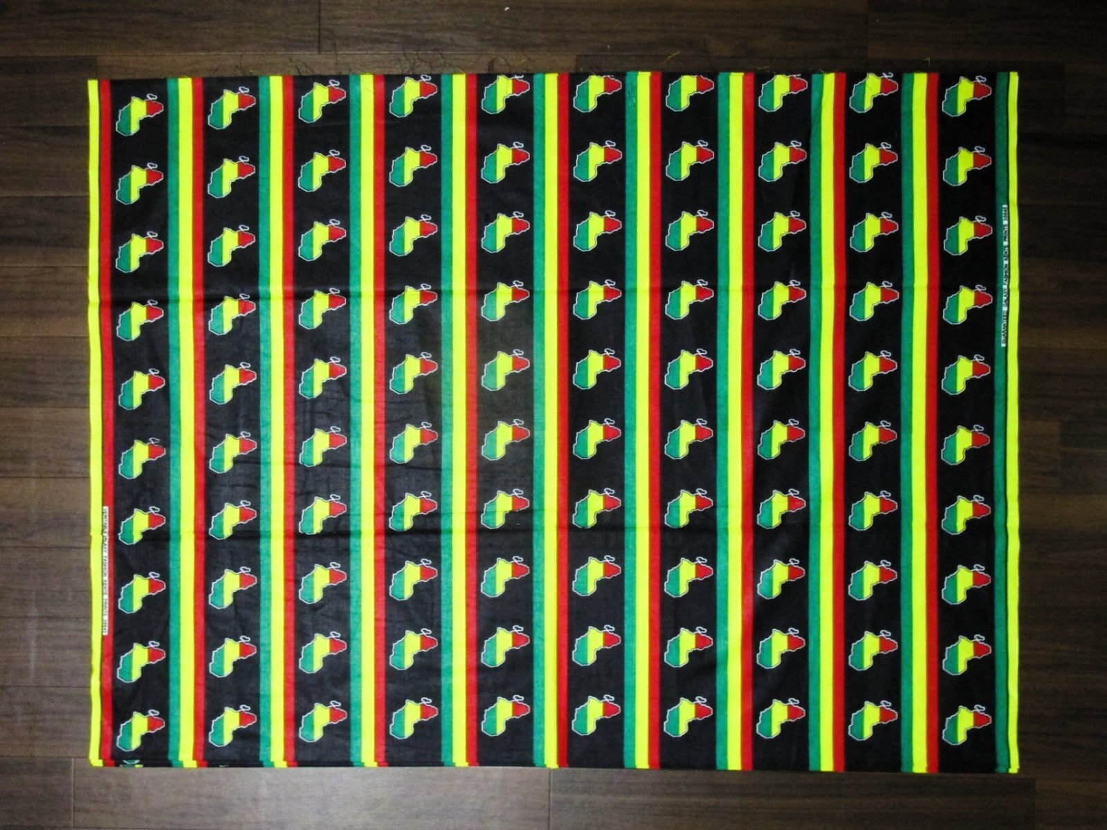 画像: アフリカンプリント生地 パーニュ