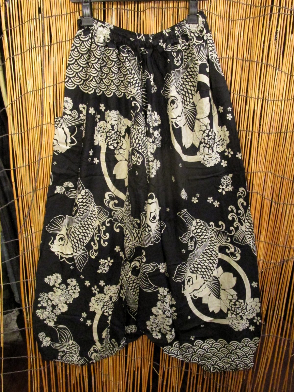 画像1: 和風プリント＊レーヨン素材＊ふんわり＊サルエルパンツ