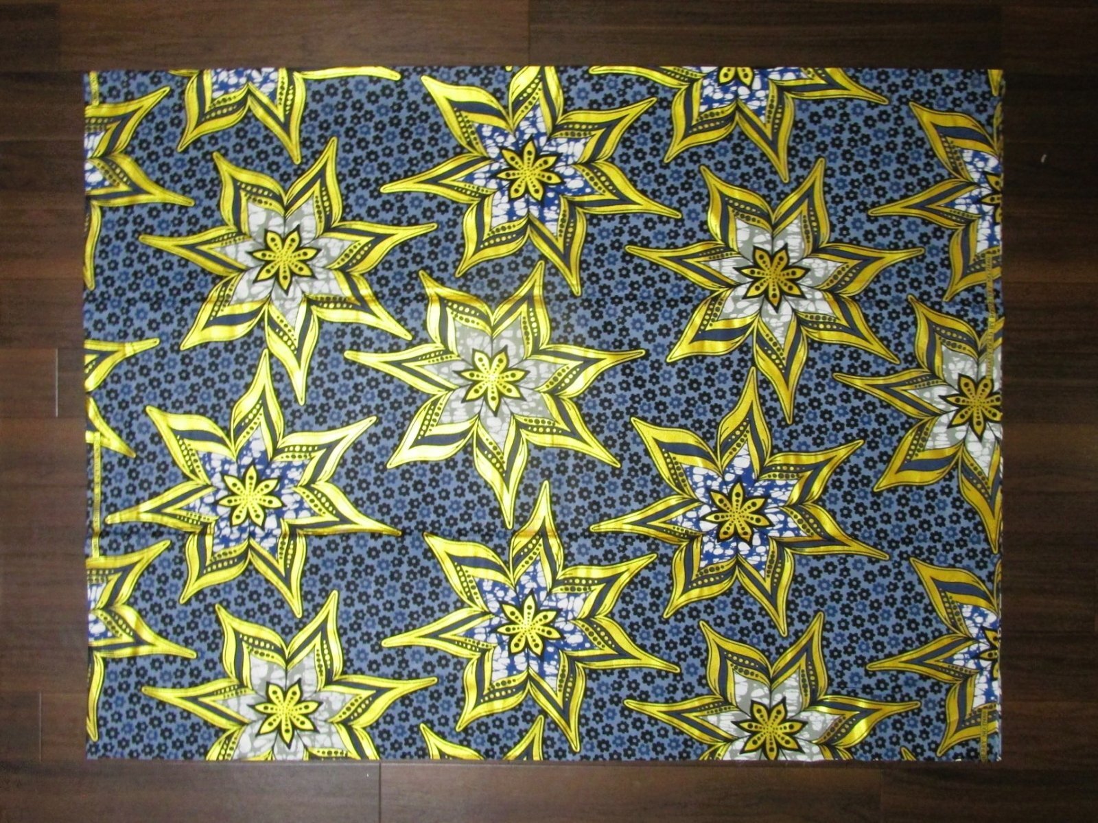 画像: アフリカンプリント生地 パーニュ