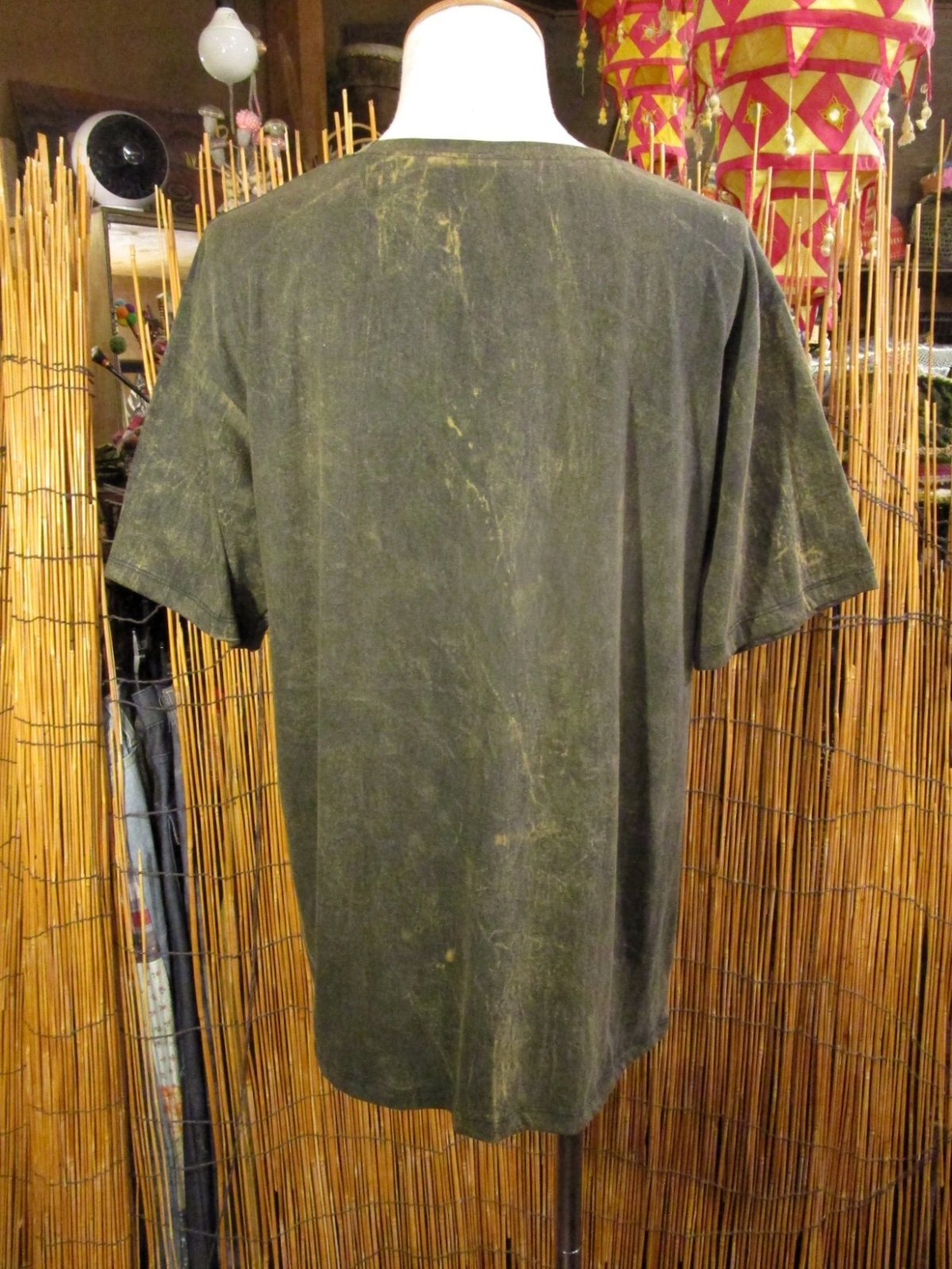 画像2: ストーンウォッシュ加工＊コットン素材＊ハンドペイント＊半袖Ｔシャツ＊ＸＬ