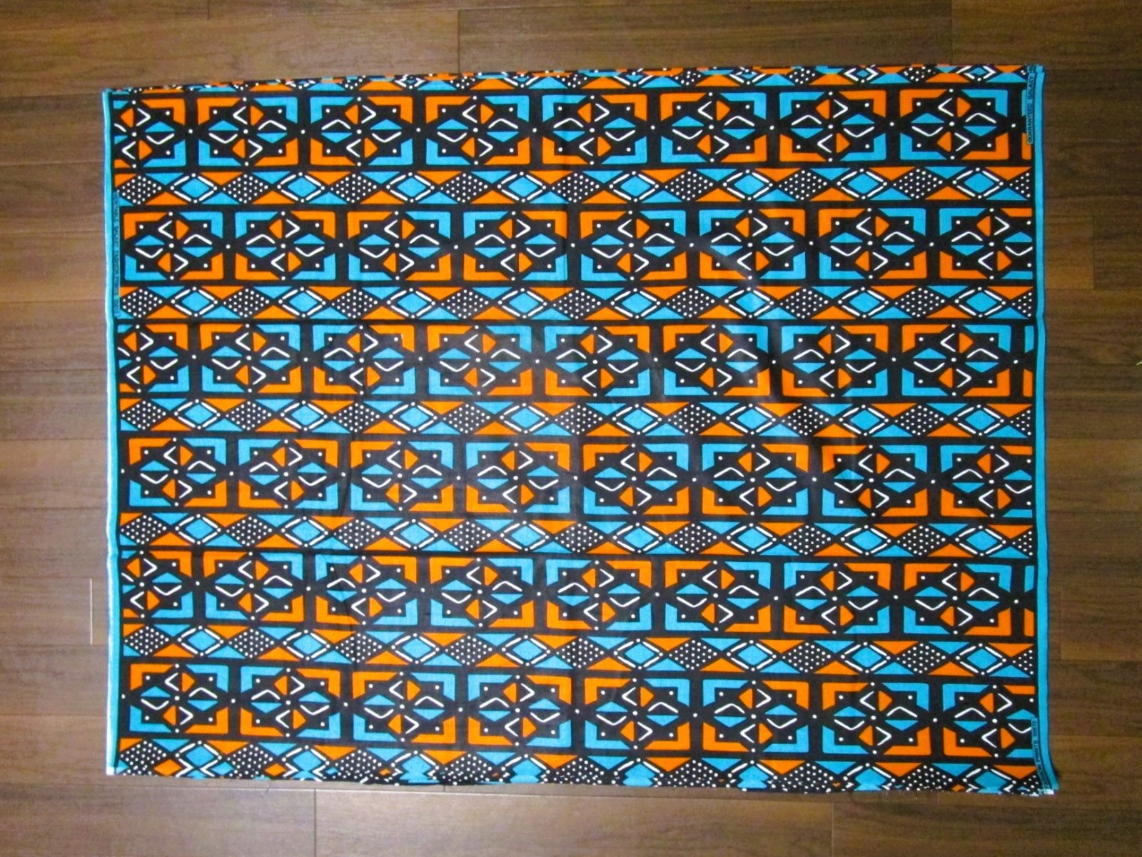 画像: アフリカンプリント生地 パーニュ