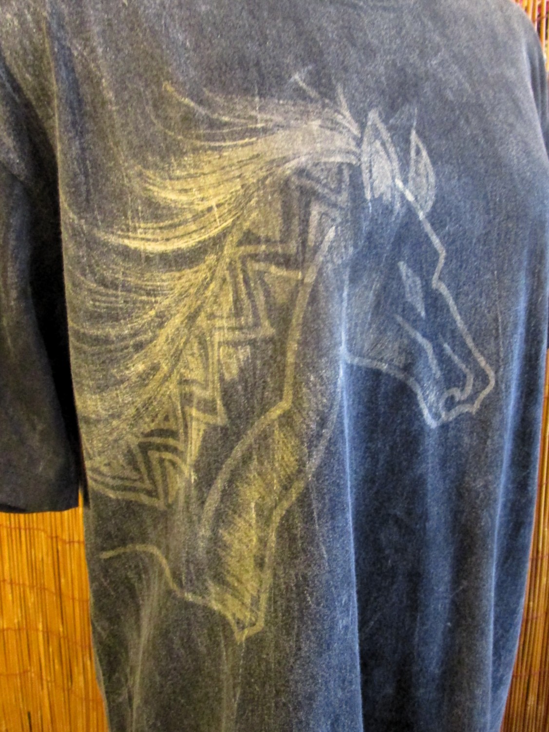 画像: ストーンウォッシュ加工＊コットン素材＊馬＊ハンドペイント＊半袖Ｔシャツ＊Ｌ