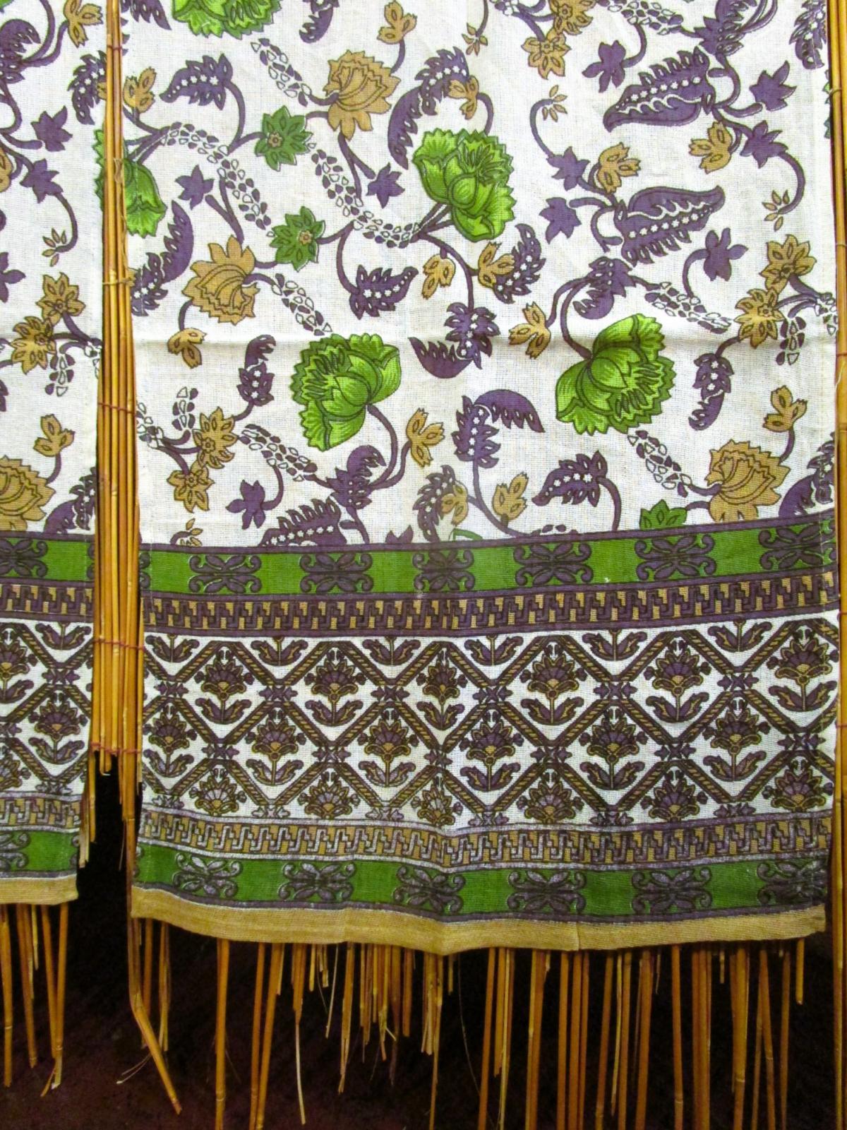 画像4: 【１５０ｃｍ×８５ｃｍ】インド綿＊お花プリント＊暖簾＊のれん