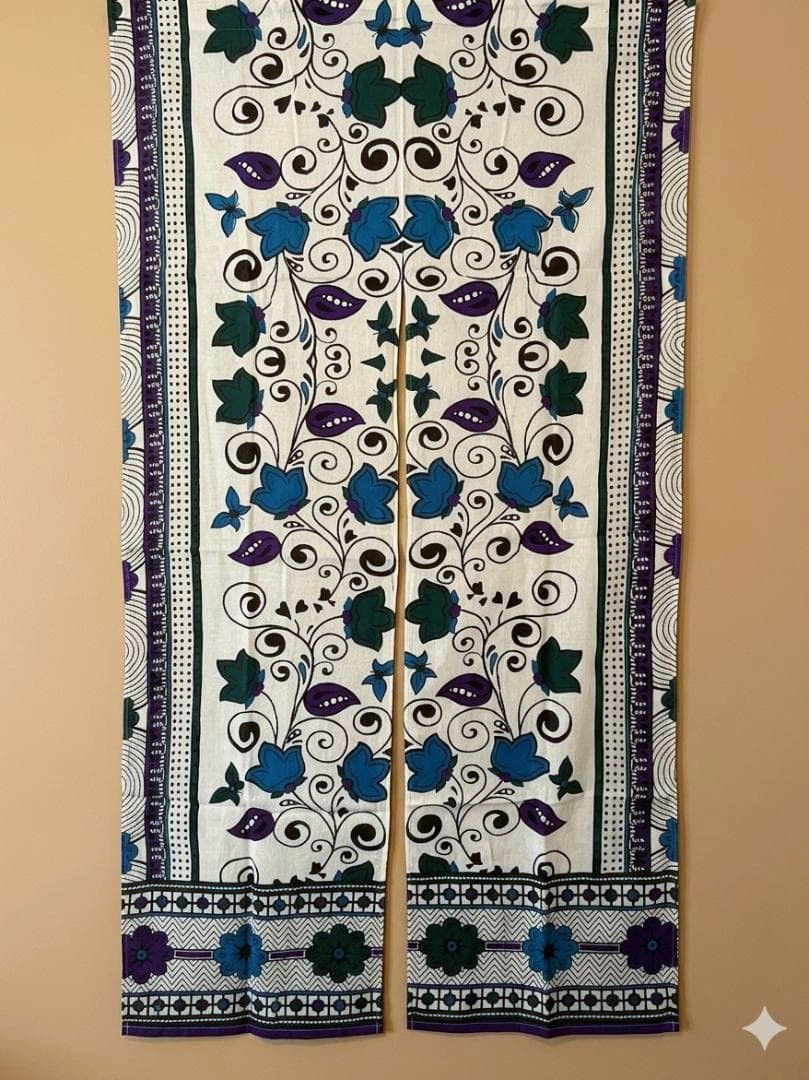 画像1: 【１５０ｃｍ×８５ｃｍ】インド綿＊お花プリント＊暖簾＊のれん