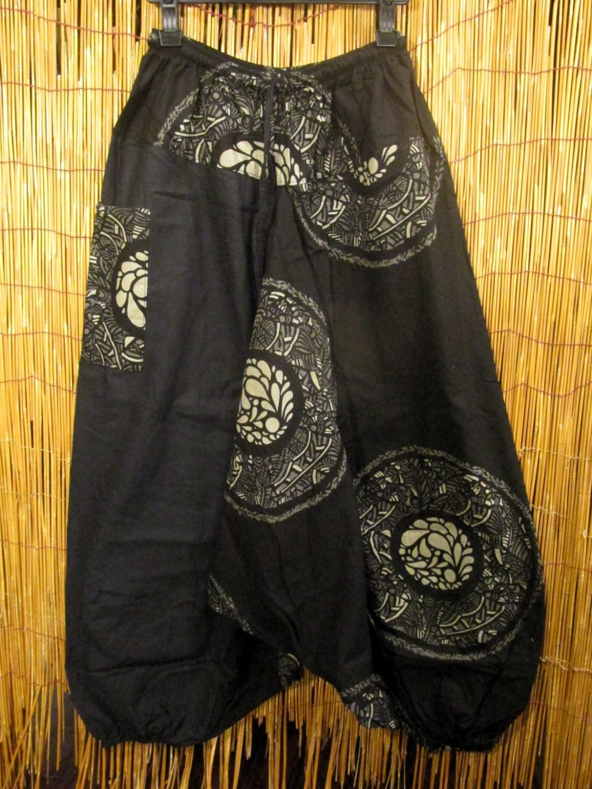 画像2: 黒色＋和風プリント＊切り替え＊コットン素材＊ふんわり＊サルエルパンツ