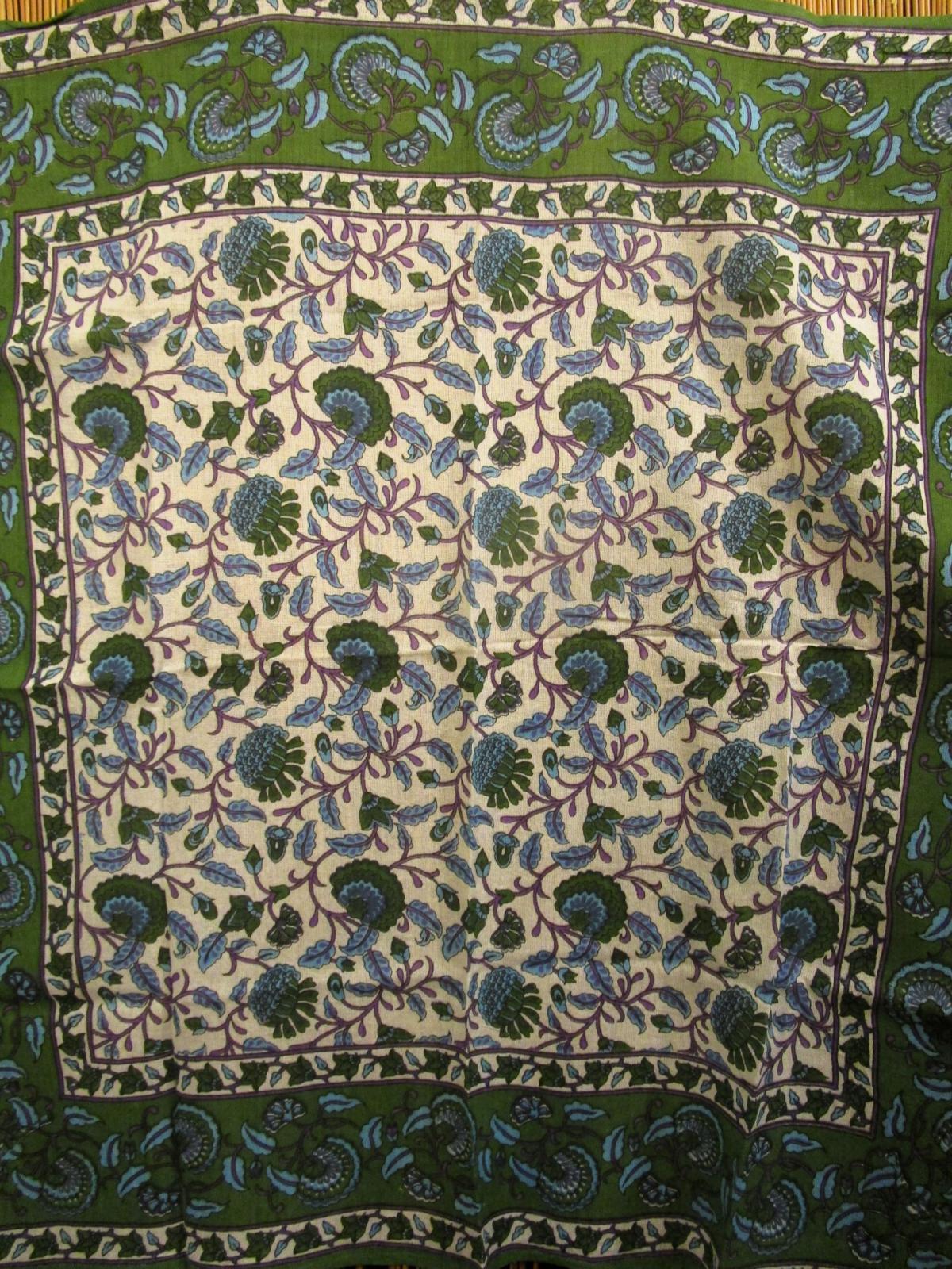 画像: 【１０３ｃｍ×１０３ｃｍ】インド綿＊お花プリント＊マルチクロス