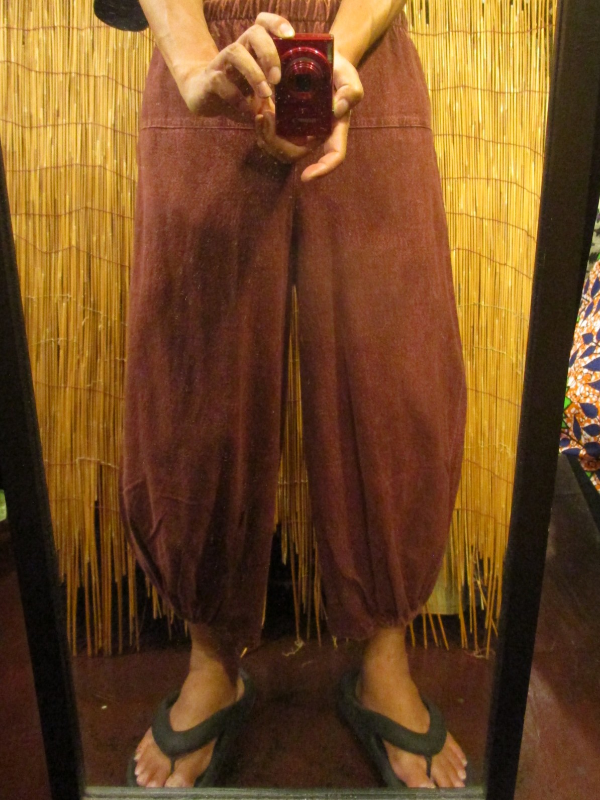 画像: ストーンウォッシュ加工＊コットン素材＊半端丈＊クロップドパンツ