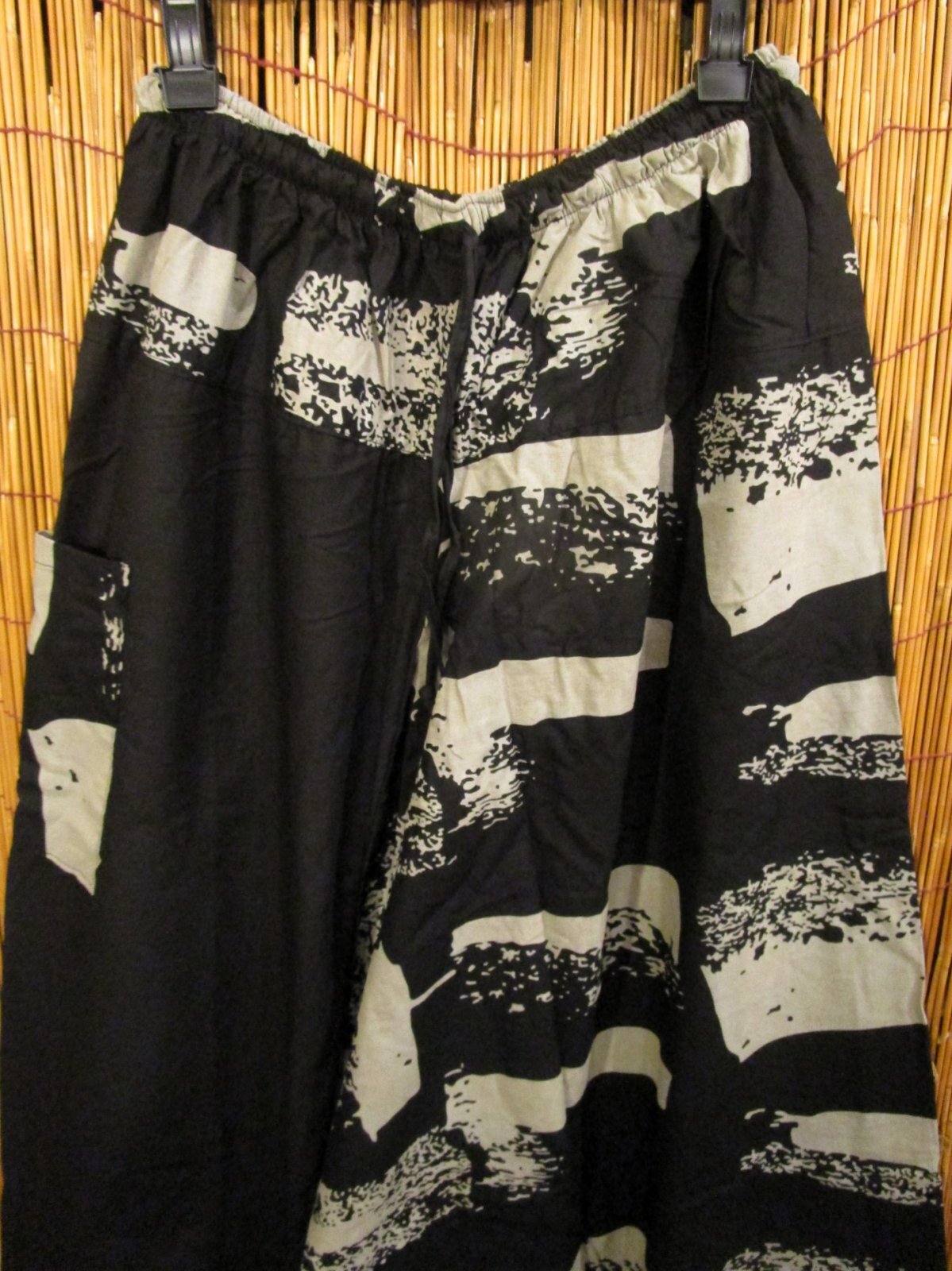 画像3: 黒色＋和風プリント＊切り替え＊コットン素材＊ふんわり＊サルエルパンツ