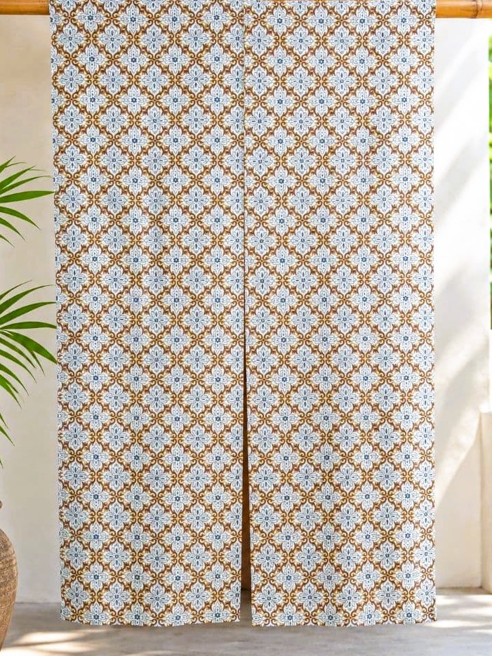 画像1: 【１５０ｃｍ×８５ｃｍ】インド綿＊レトロ調プリント＊暖簾＊のれん