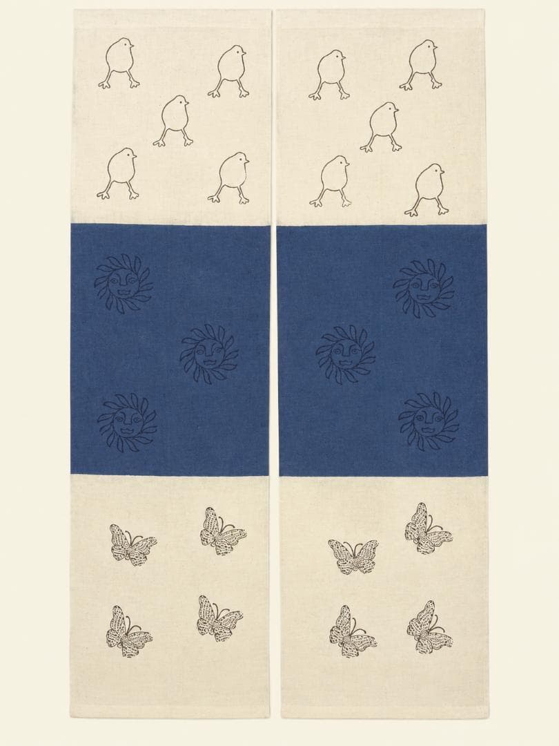 画像1: 【１５０ｃｍ×８５ｃｍ】インド綿＊ひよこと蝶々プリント＊暖簾＊のれん