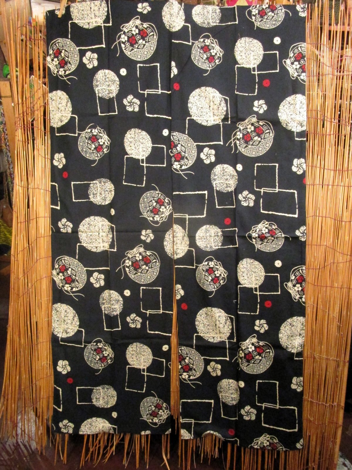 画像2: 【１５０ｃｍ×８５ｃｍ】インド綿＊和風プリント＊暖簾＊のれん