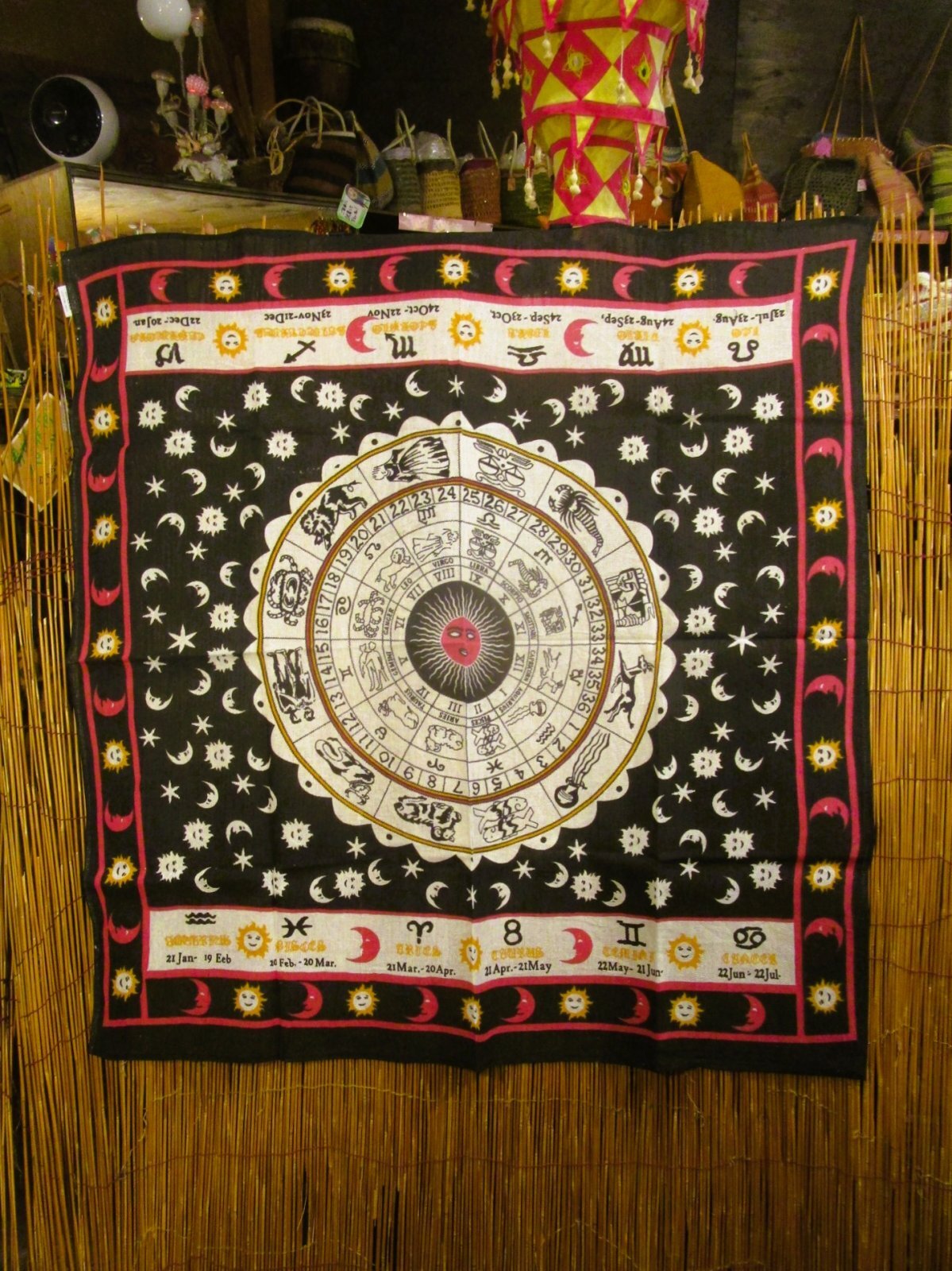 画像2: 【１０５ｃｍ×１０５ｃｍ】インド綿＊十二星座＊マルチクロス